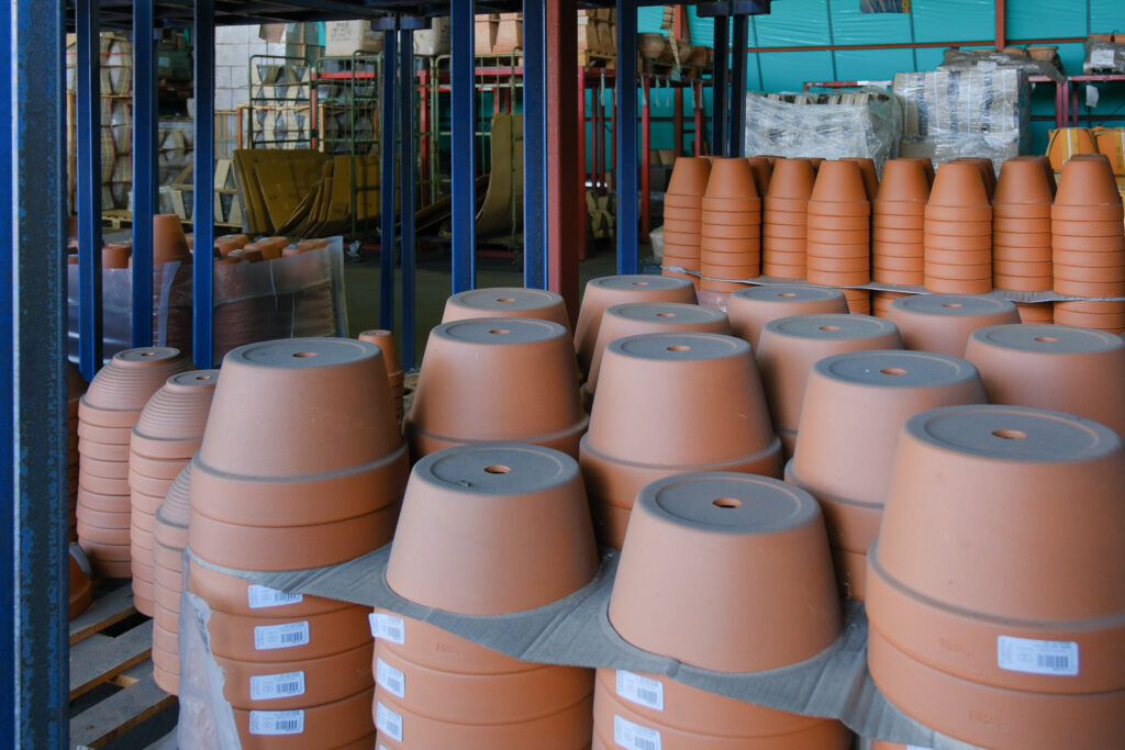 園芸資材メーカー　鹿沼興産