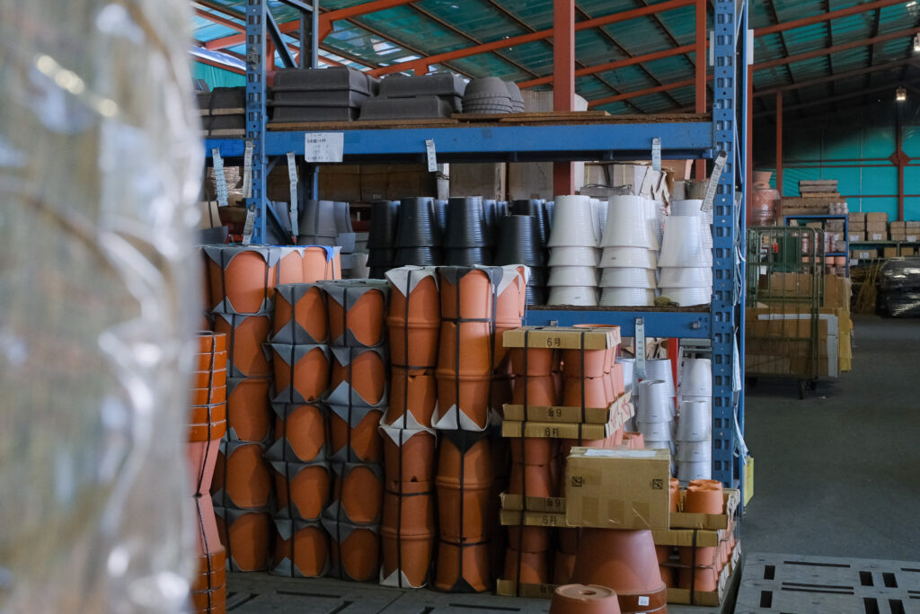 園芸資材メーカー　鹿沼興産　貿易業