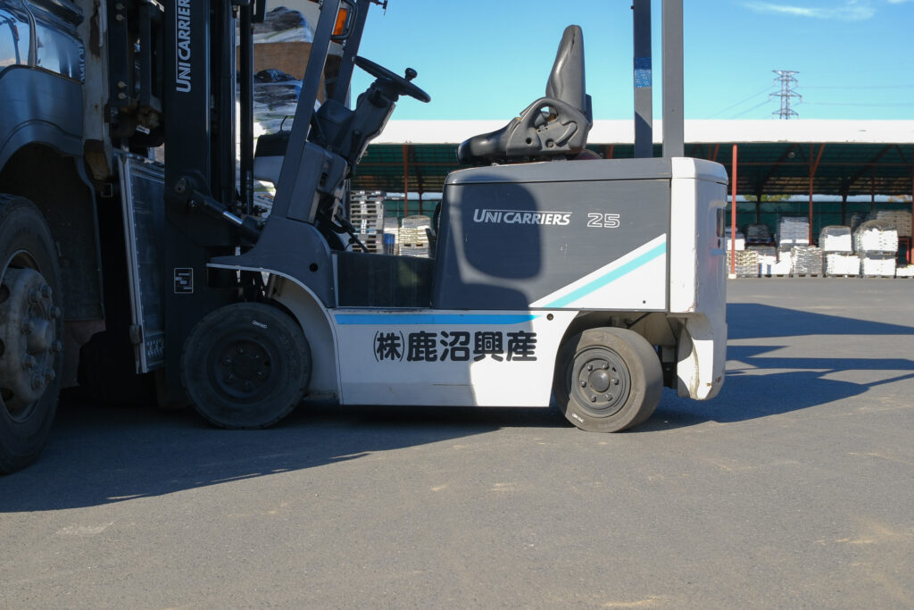 園芸資材メーカー　鹿沼興産　貿易業