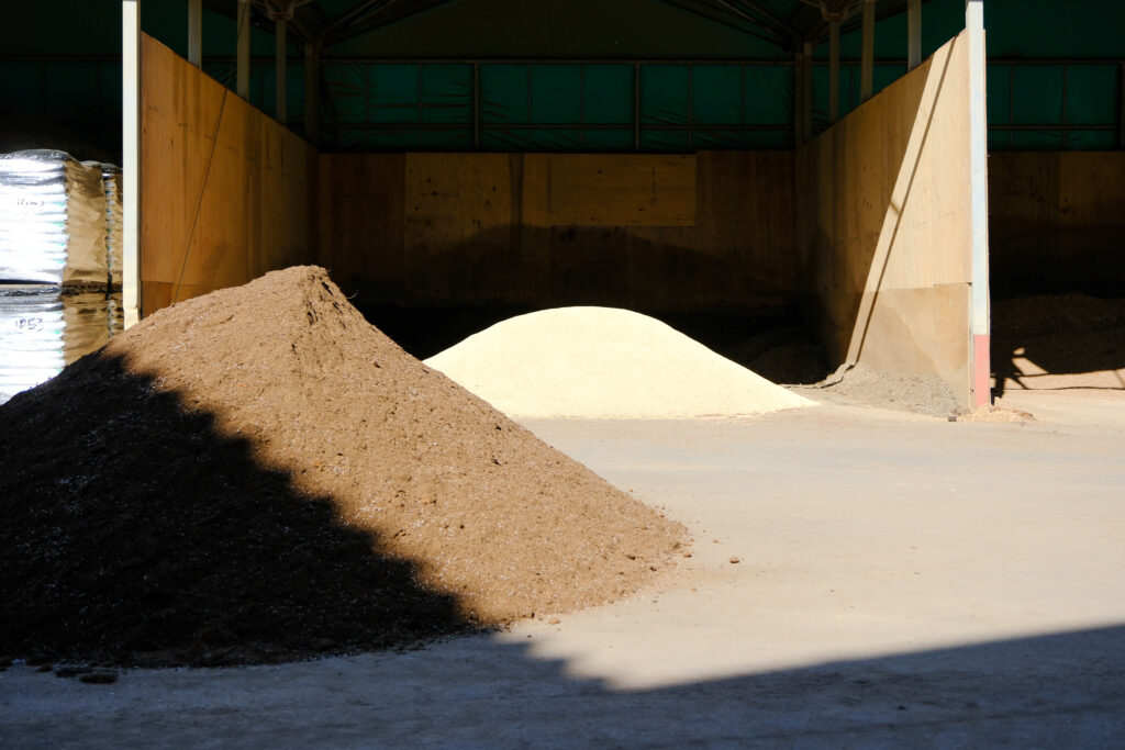 鹿沼興産　単用土　基本用土